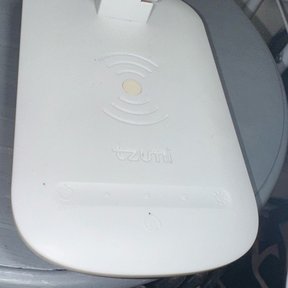 Tzumi 7998 Qi Wireless Phone Charging Desk Lamp white slim design - Picture 13 of 16